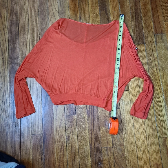 Women's Longsleeve, Boatneck Top - Picture 4 of 6